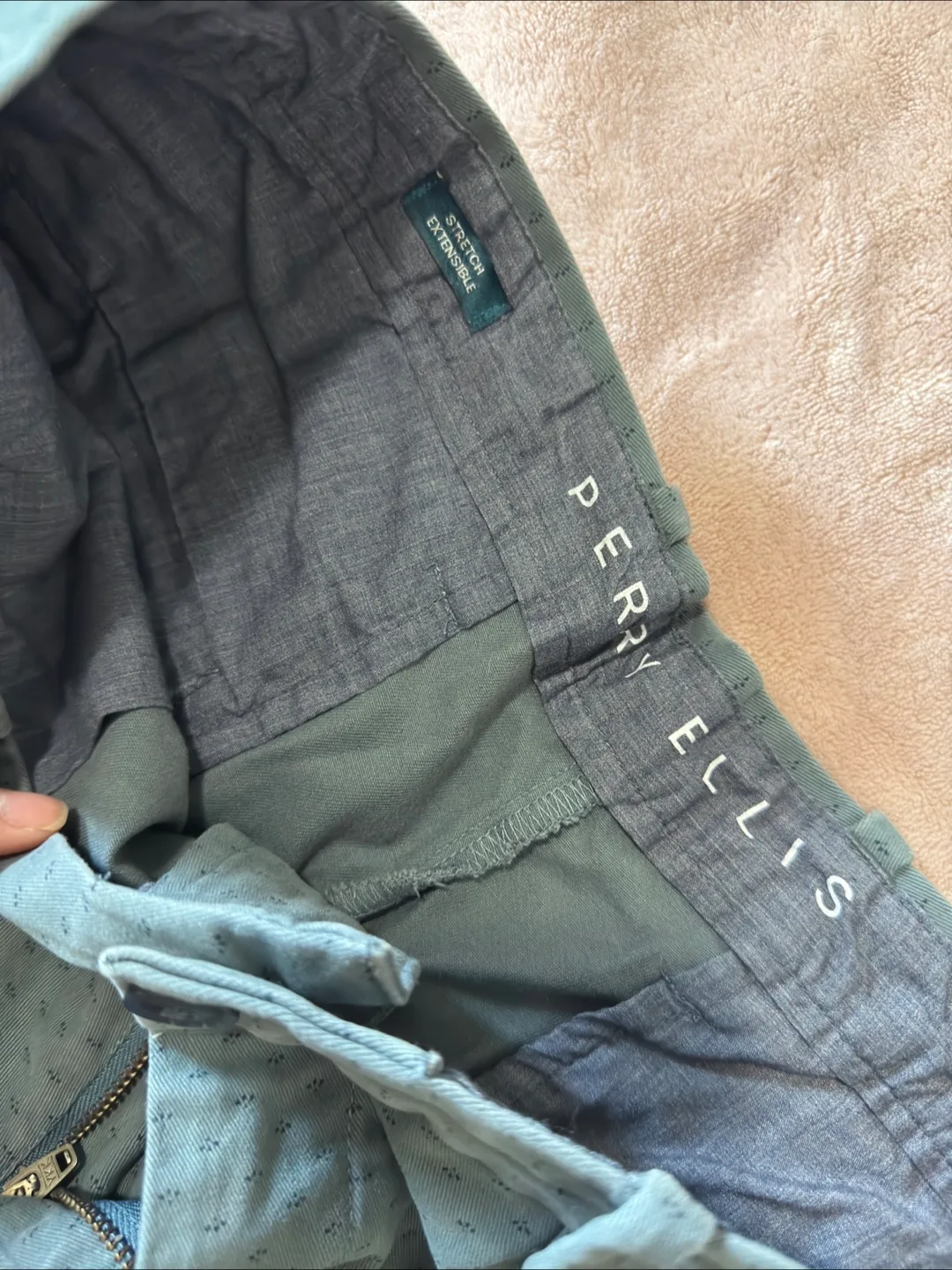 Perry Ellis Men's Size 32 Green Shorts image indicator(3)