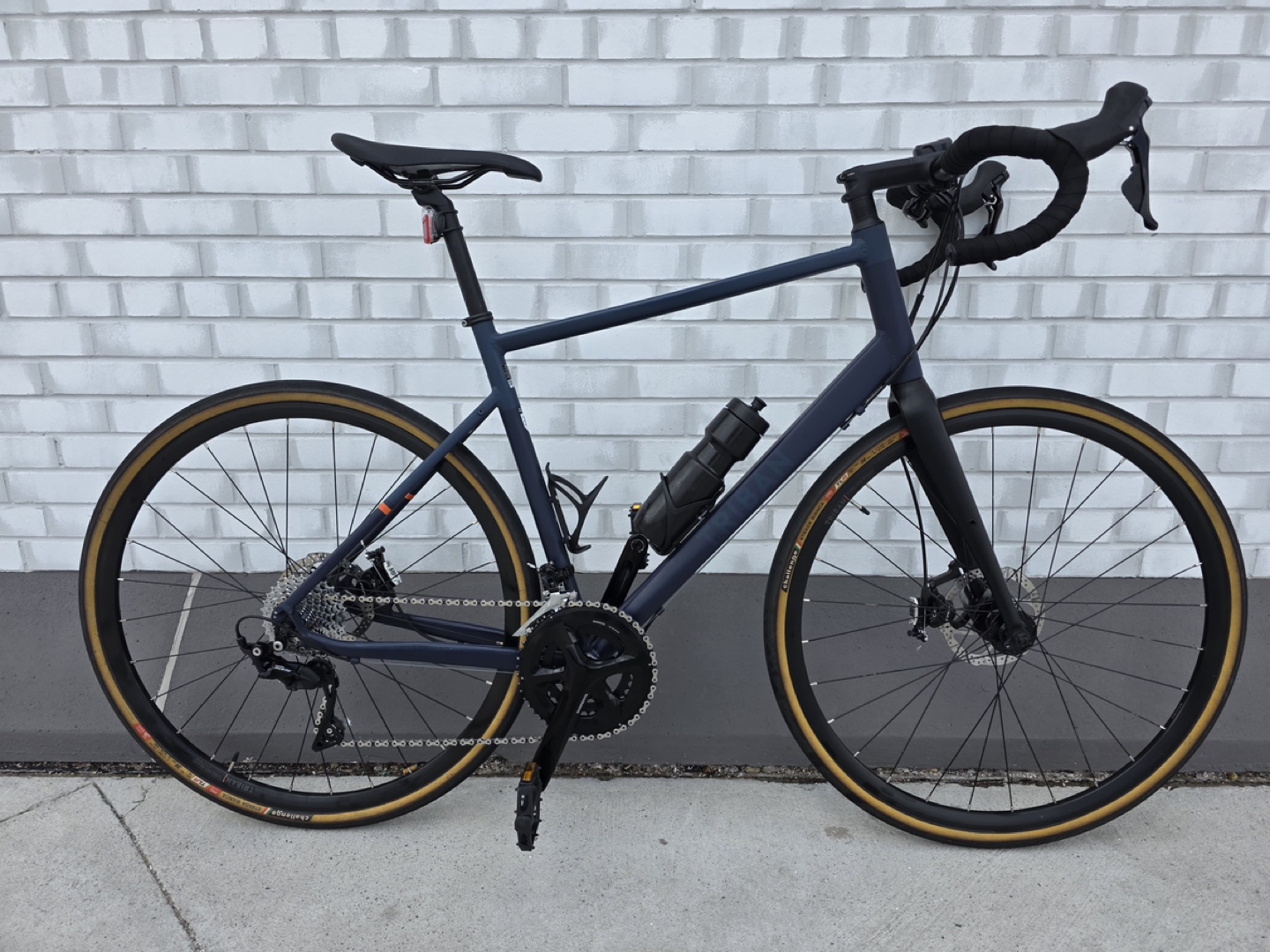 Gravel Bike - Excellent Condition