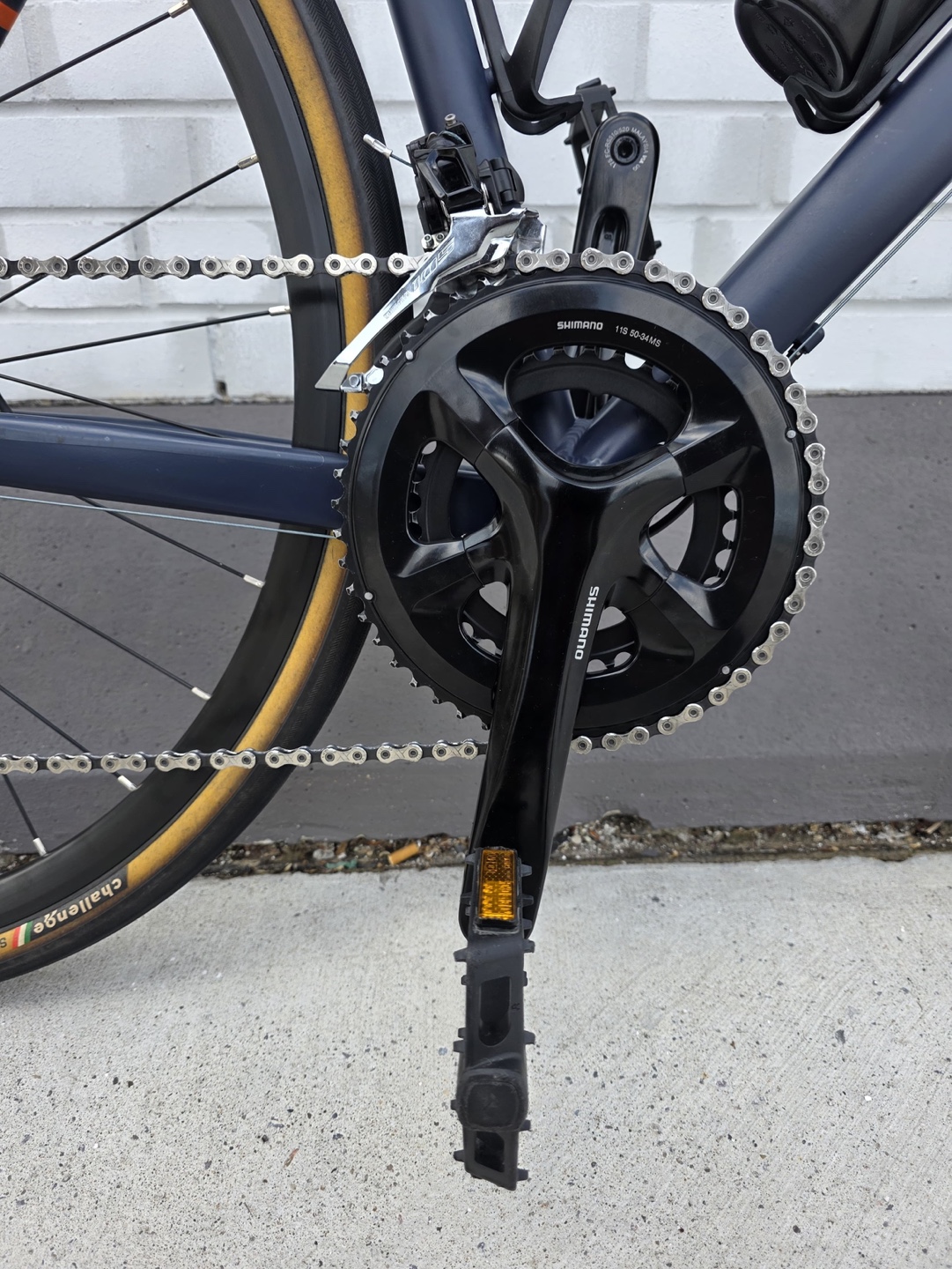 Gravel Bike - Excellent Condition - photo 2