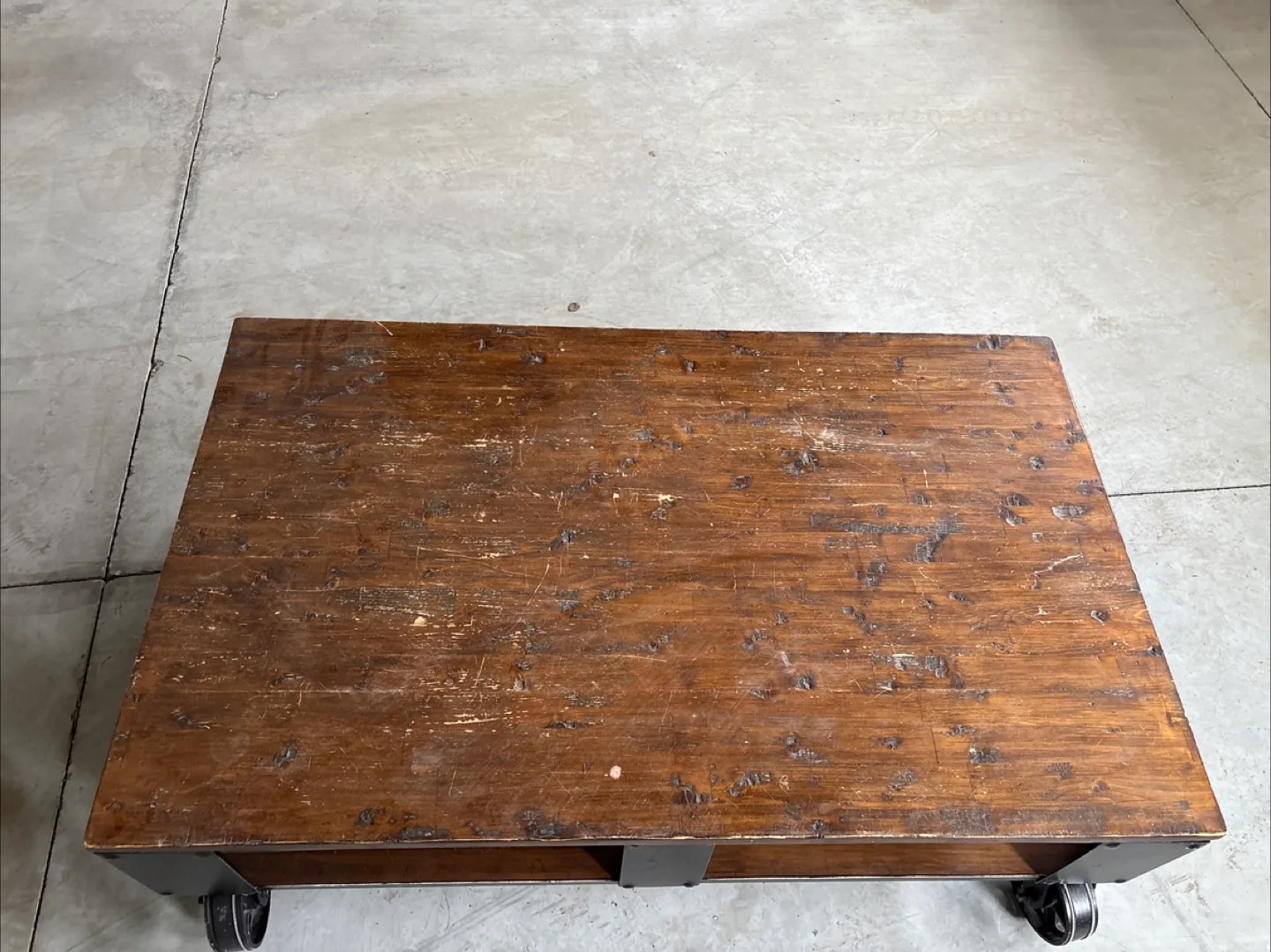 Industrial Style Coffee Table on Wheels thumbnail