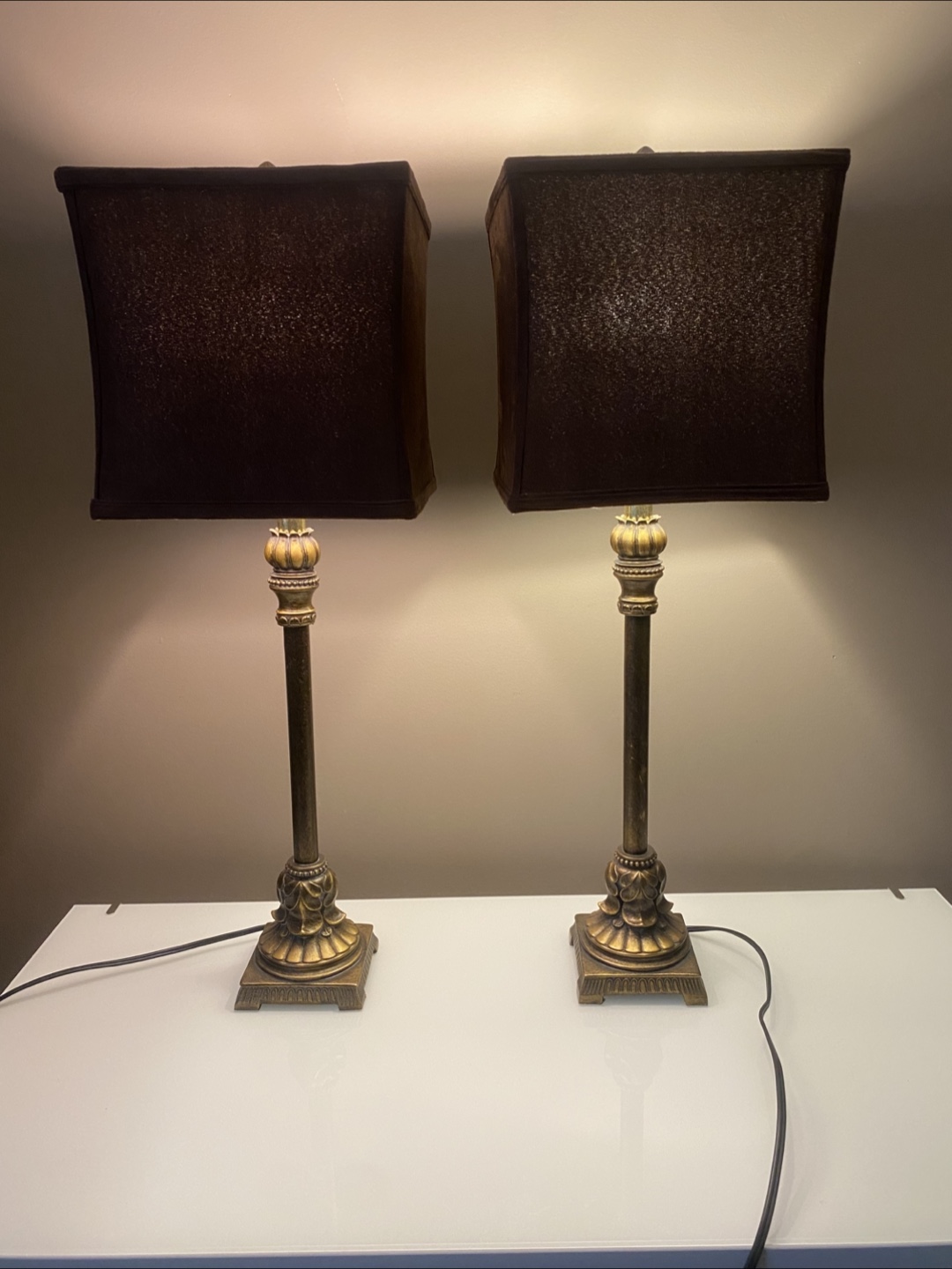 2 lamps