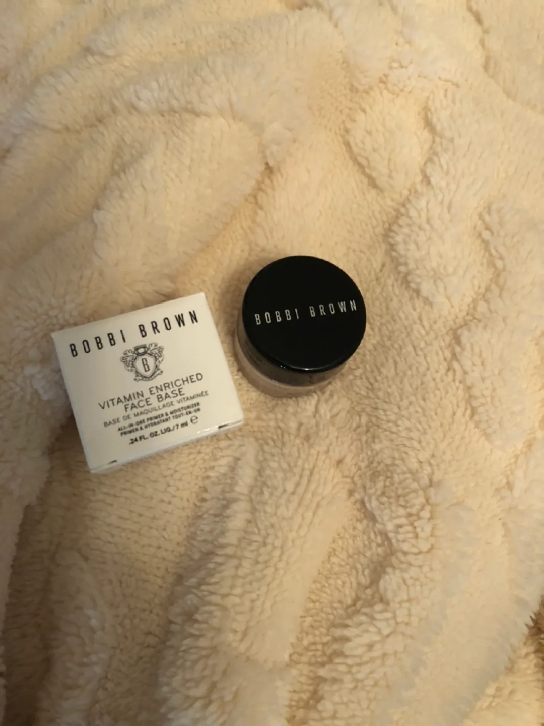 Bobbi Brown Vitamin Enriched Face Base🧡 thumbnail