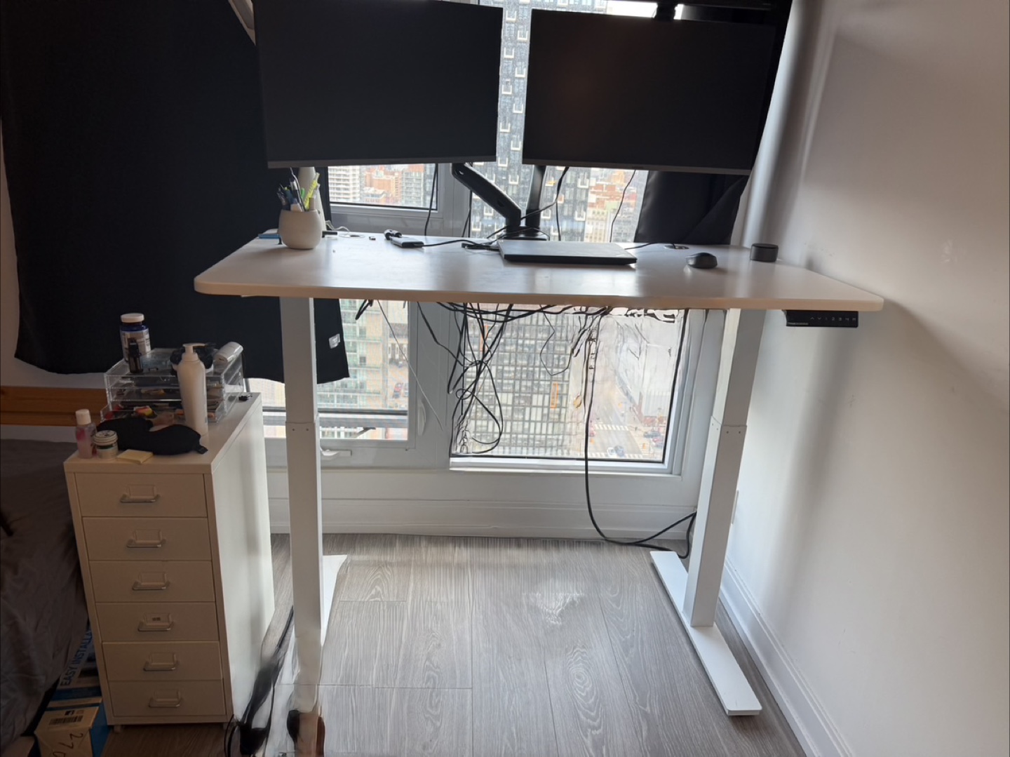 Autonomous Electric Standing SmartDesk - photo 3
