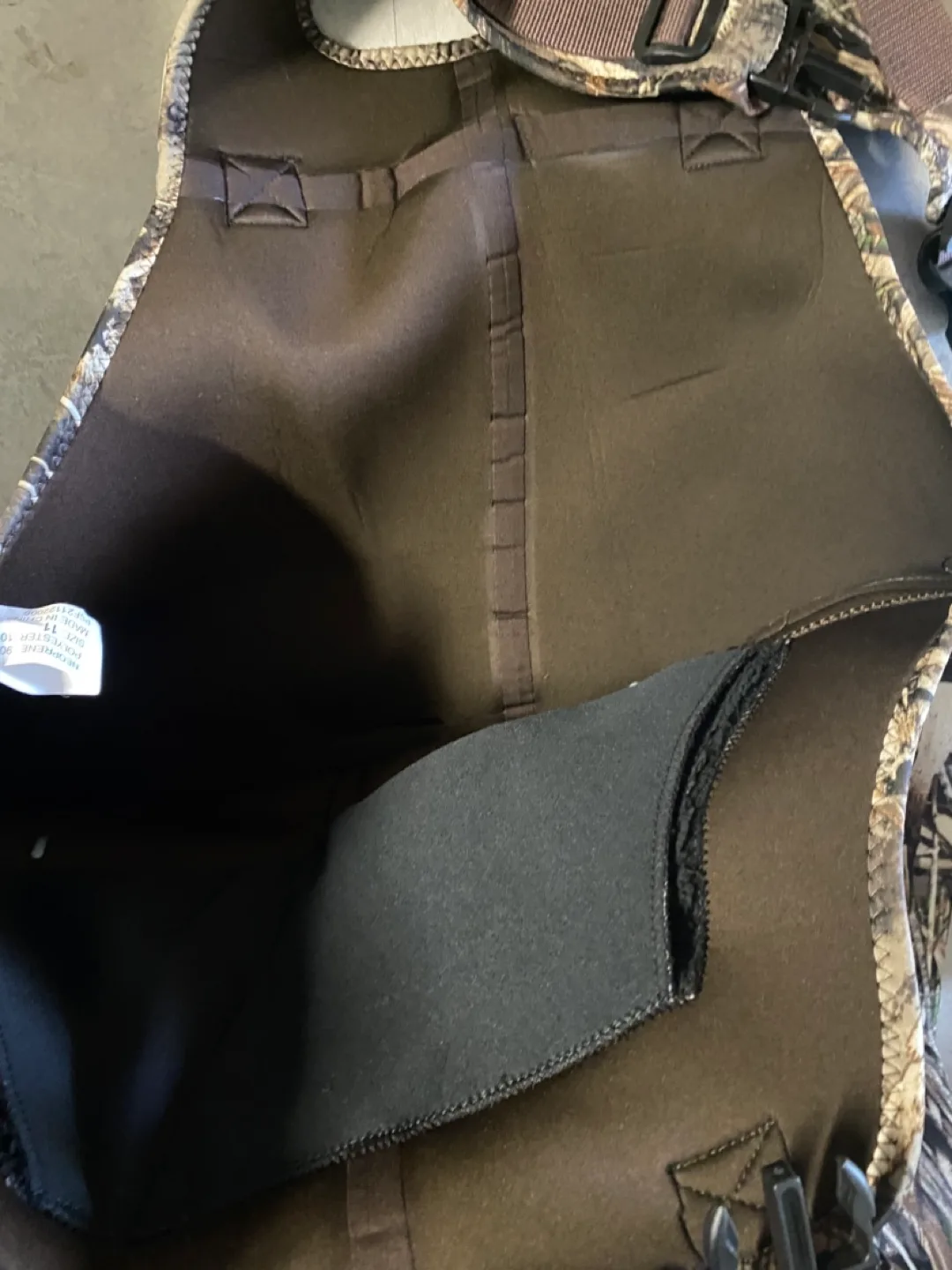 Tidewe Breathable Waders with Boots - Size 11 image indicator(4)