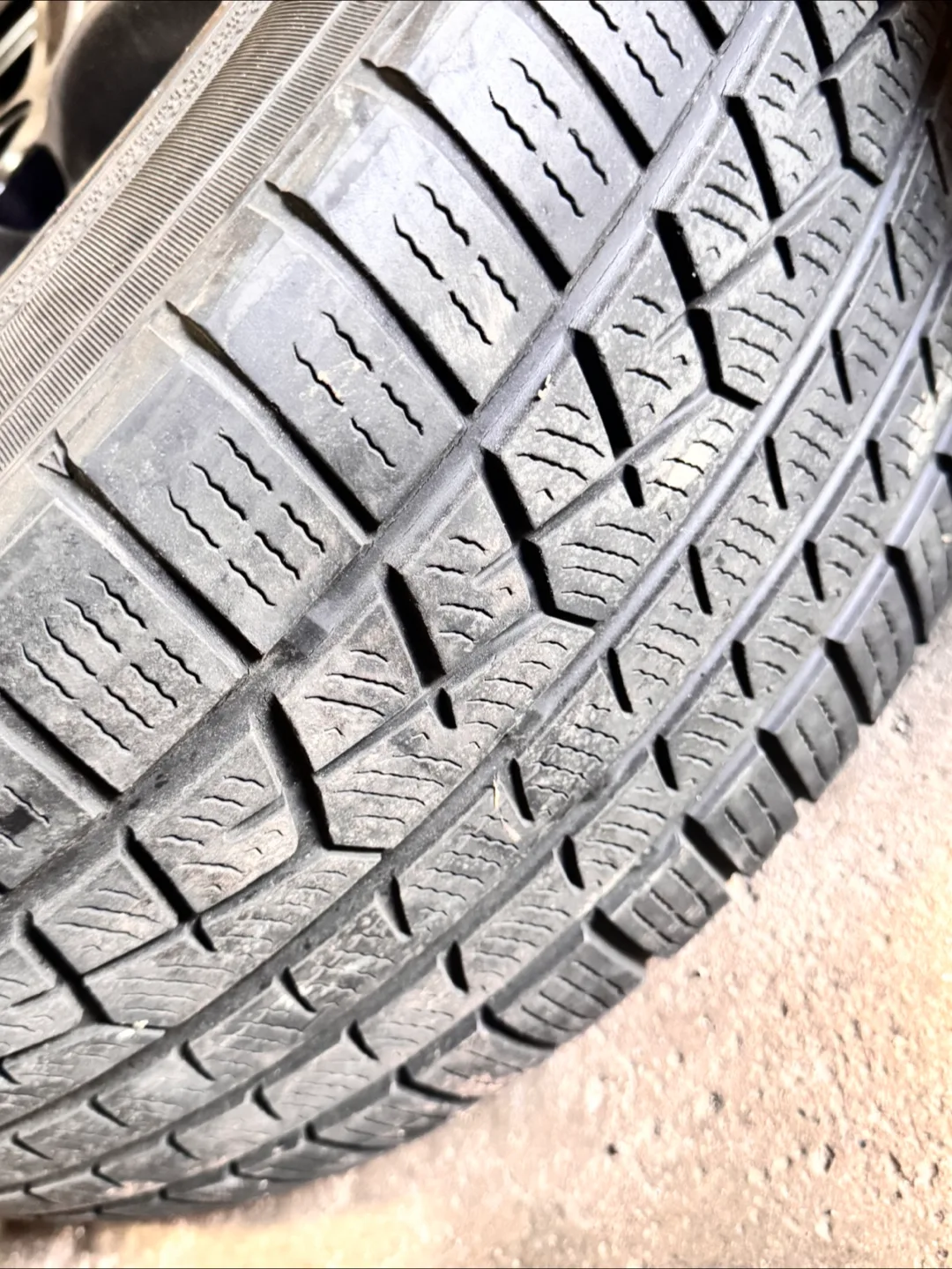 2 Used Yokohama four-seasons Tires with Rims image indicator(2)