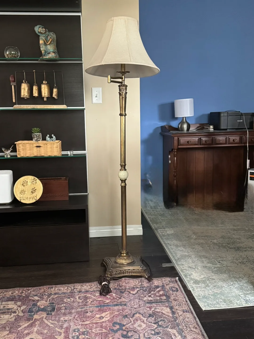 Elegant Gold Floor Lamp with Cream Shade (broken switch) thumbnail