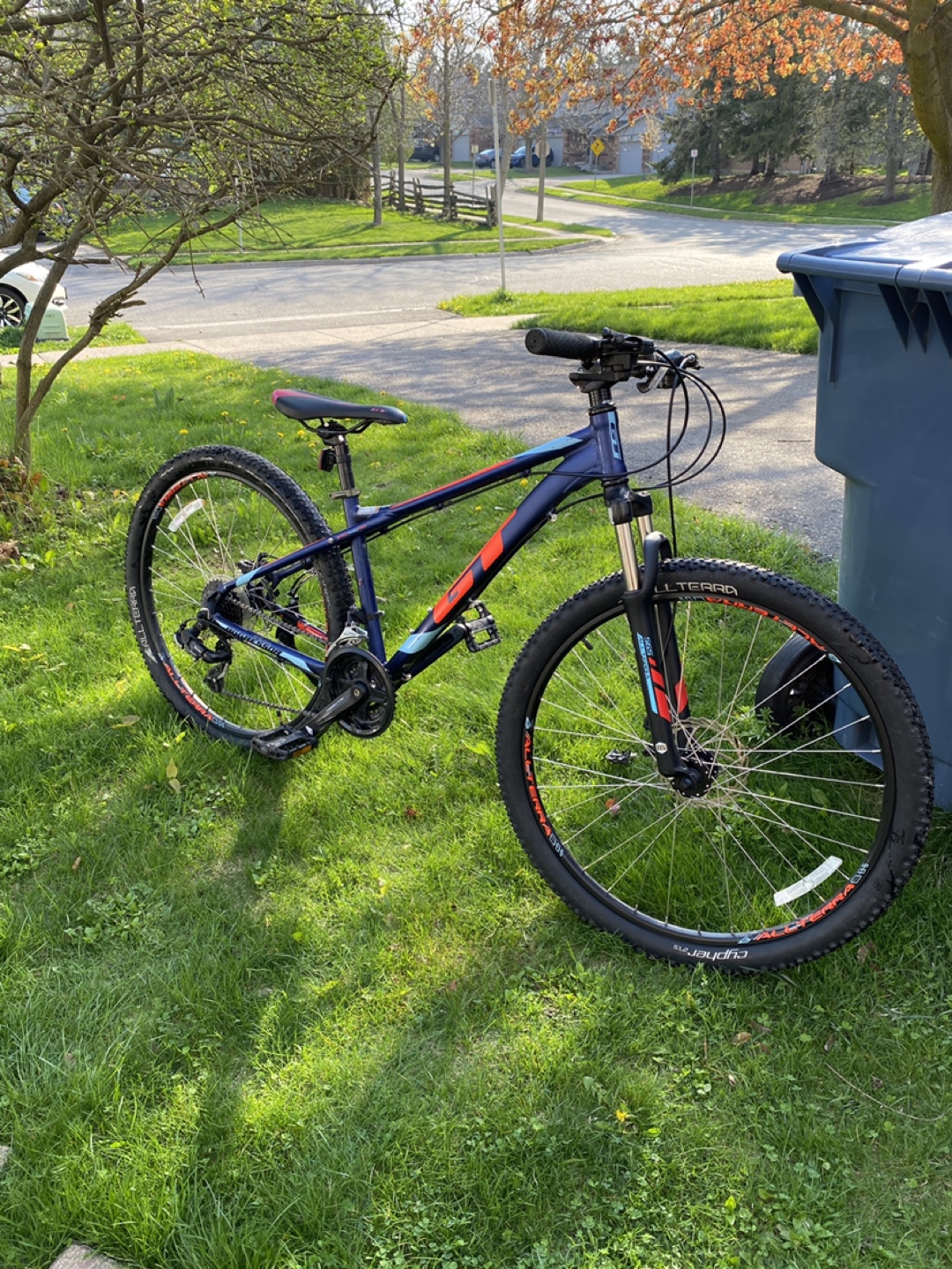 Gt Aggressor Sport mtb size S Lightly used