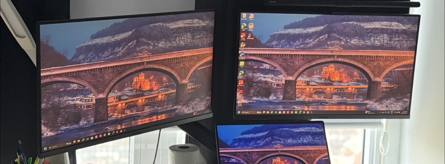 Samsung 27" LED Monitors (Two) - photo 2