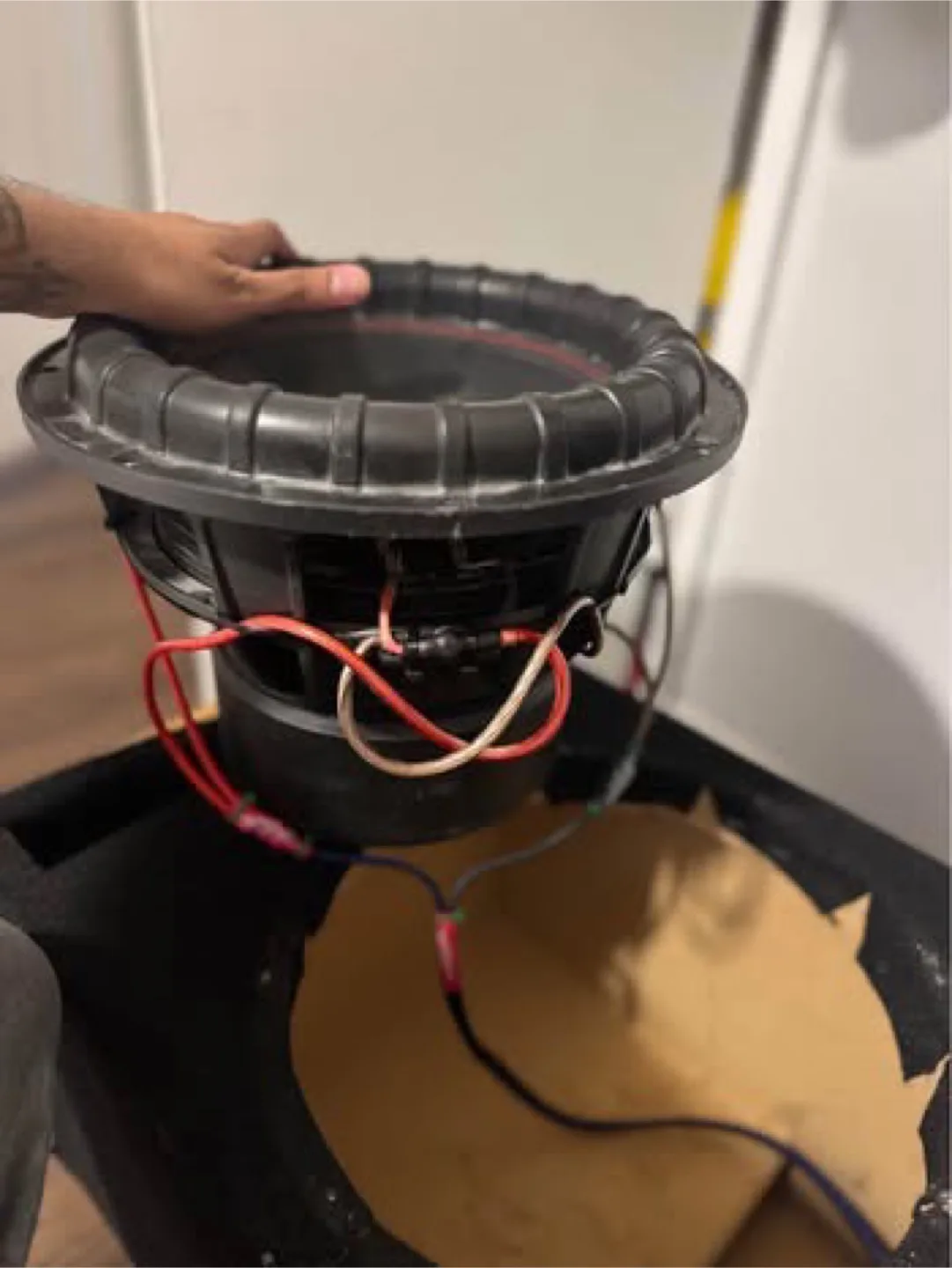 American Bass XFL-1244 12" Subwoofer with Box image indicator(3)