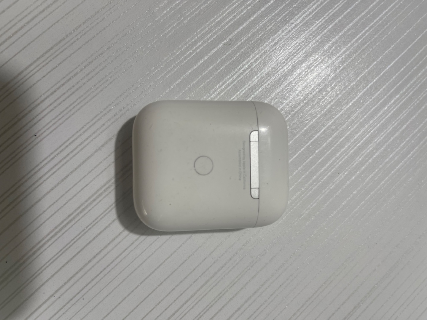 Apple AirPods - photo 2