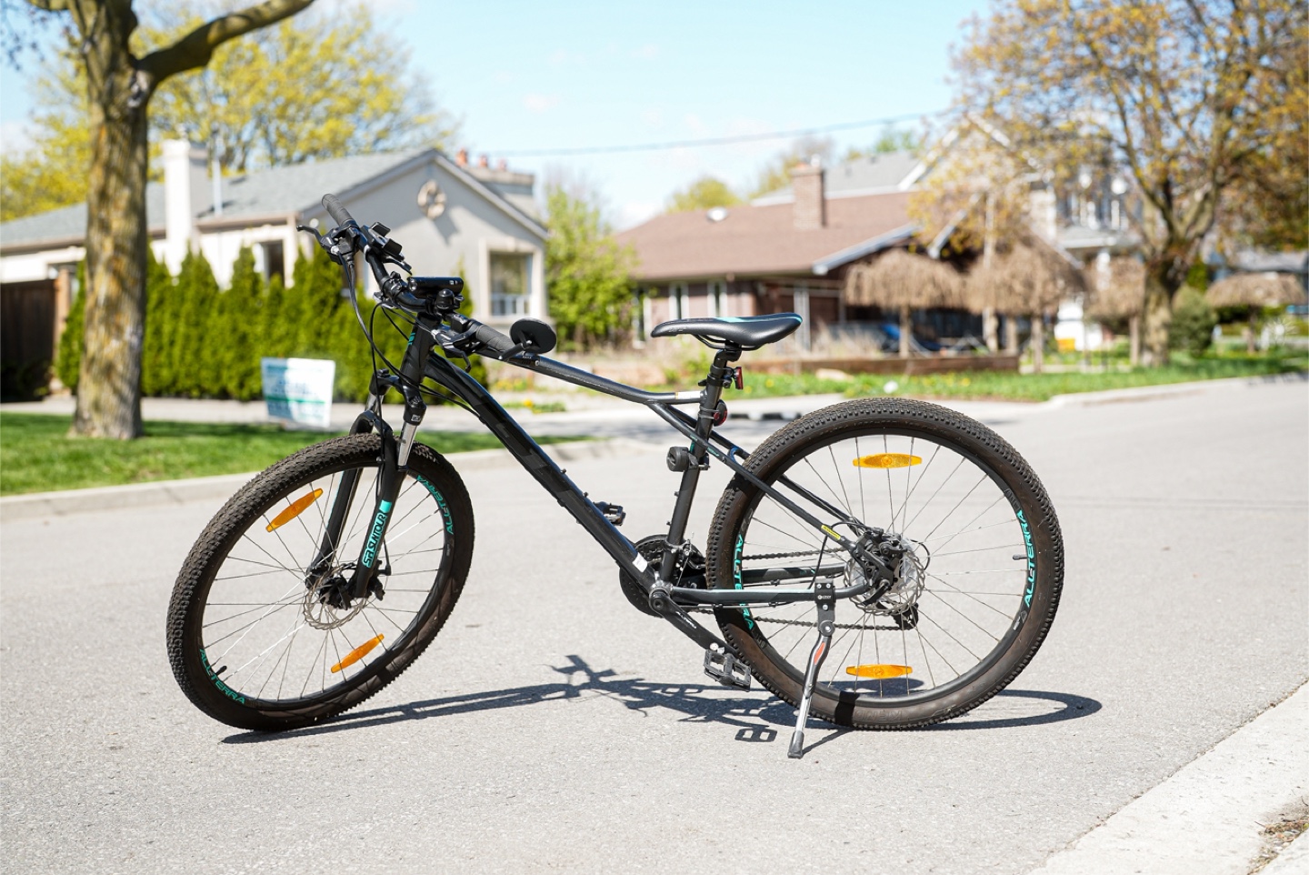 GT 27.5" Aggressor Sport Bike & Accessories