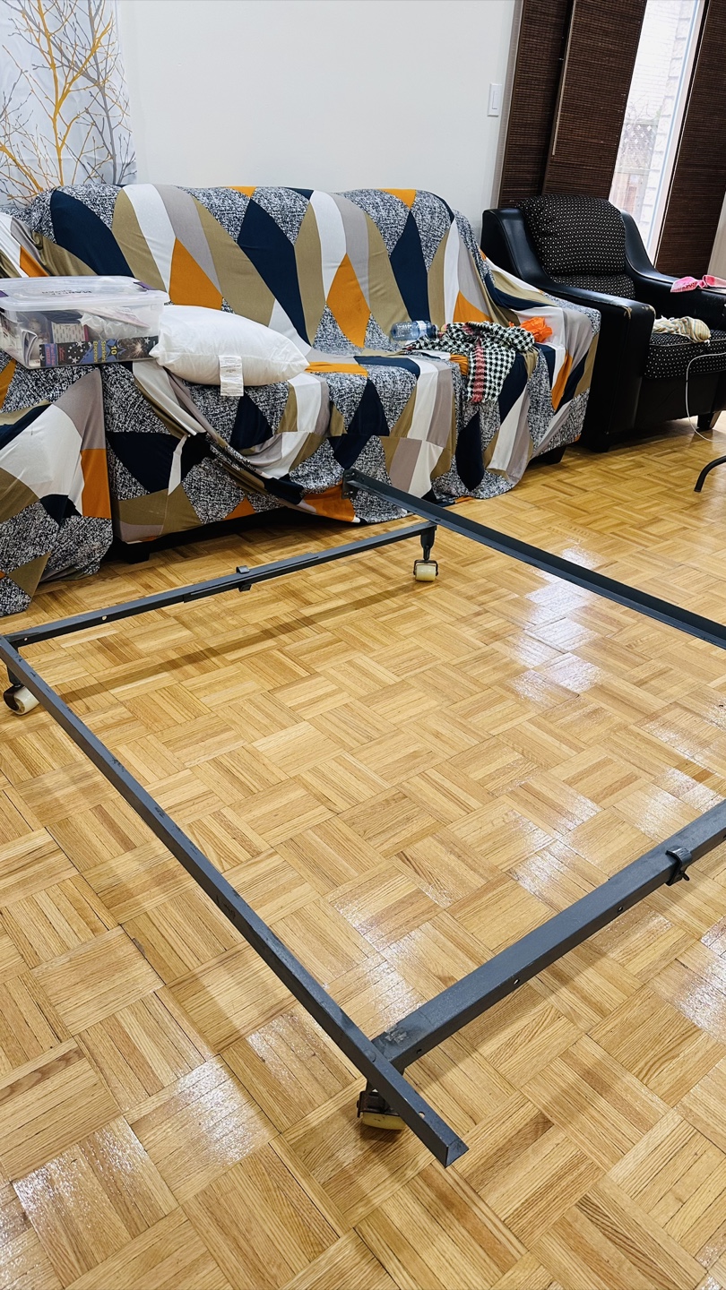 Metal frame, Queen size - photo 2
