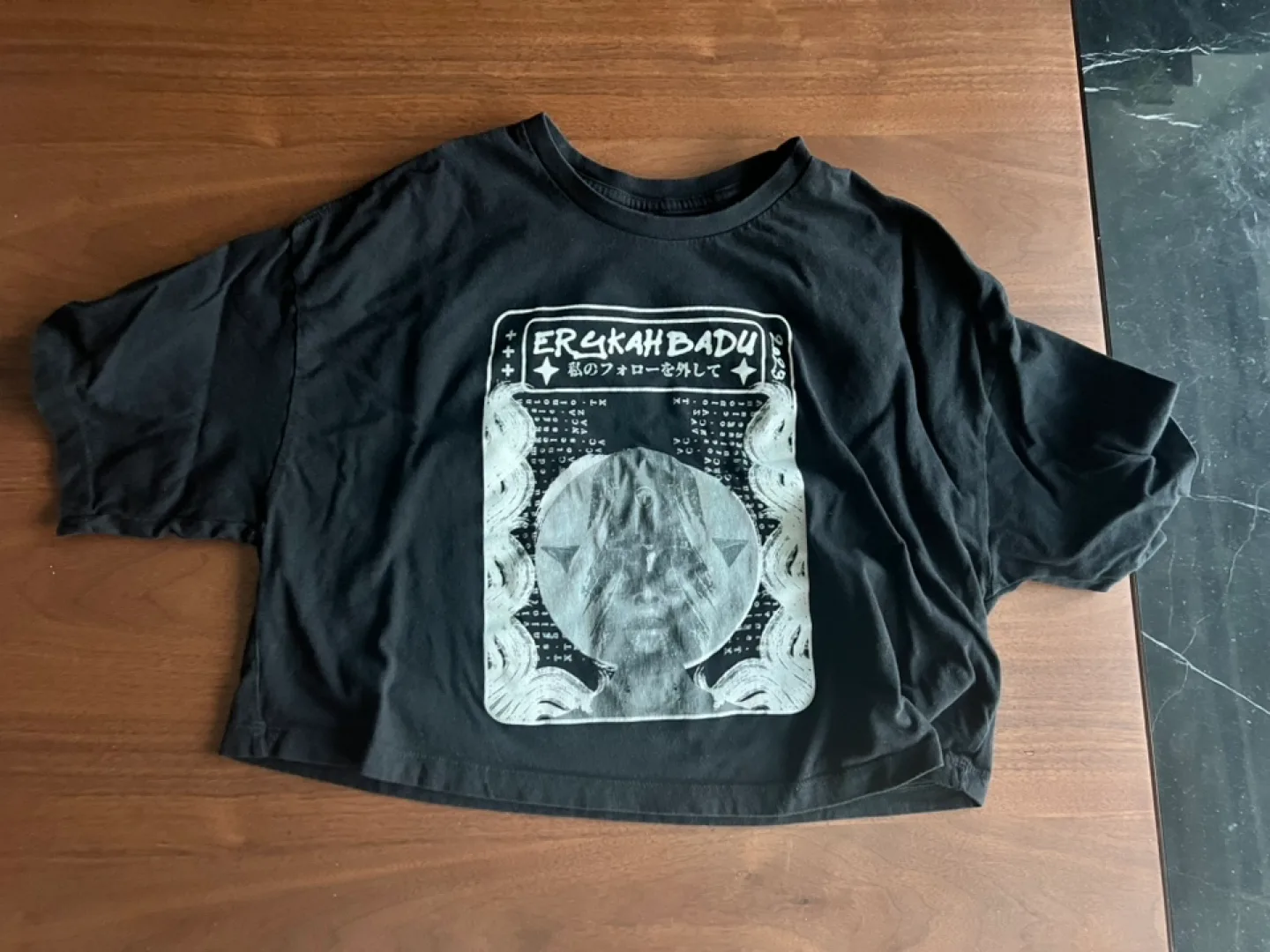 Erkyah Badu Unfollow Me Tour Crop Top thumbnail