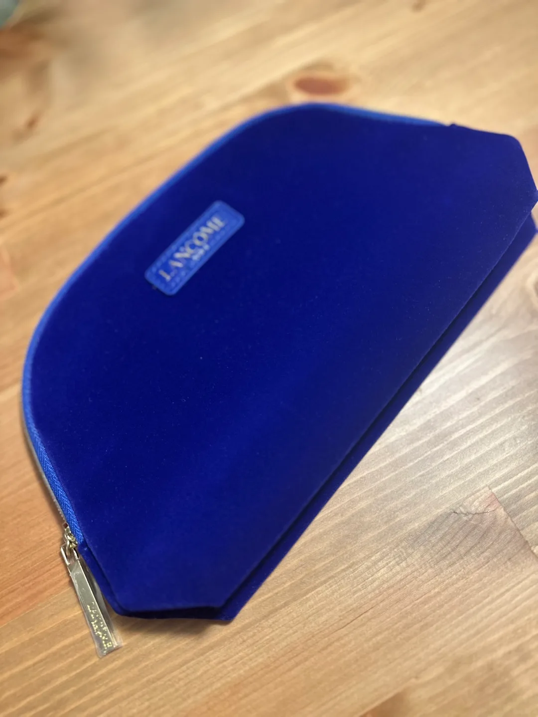 Lancôme Paris Blue Velvet Cosmetic Bag image indicator(5)