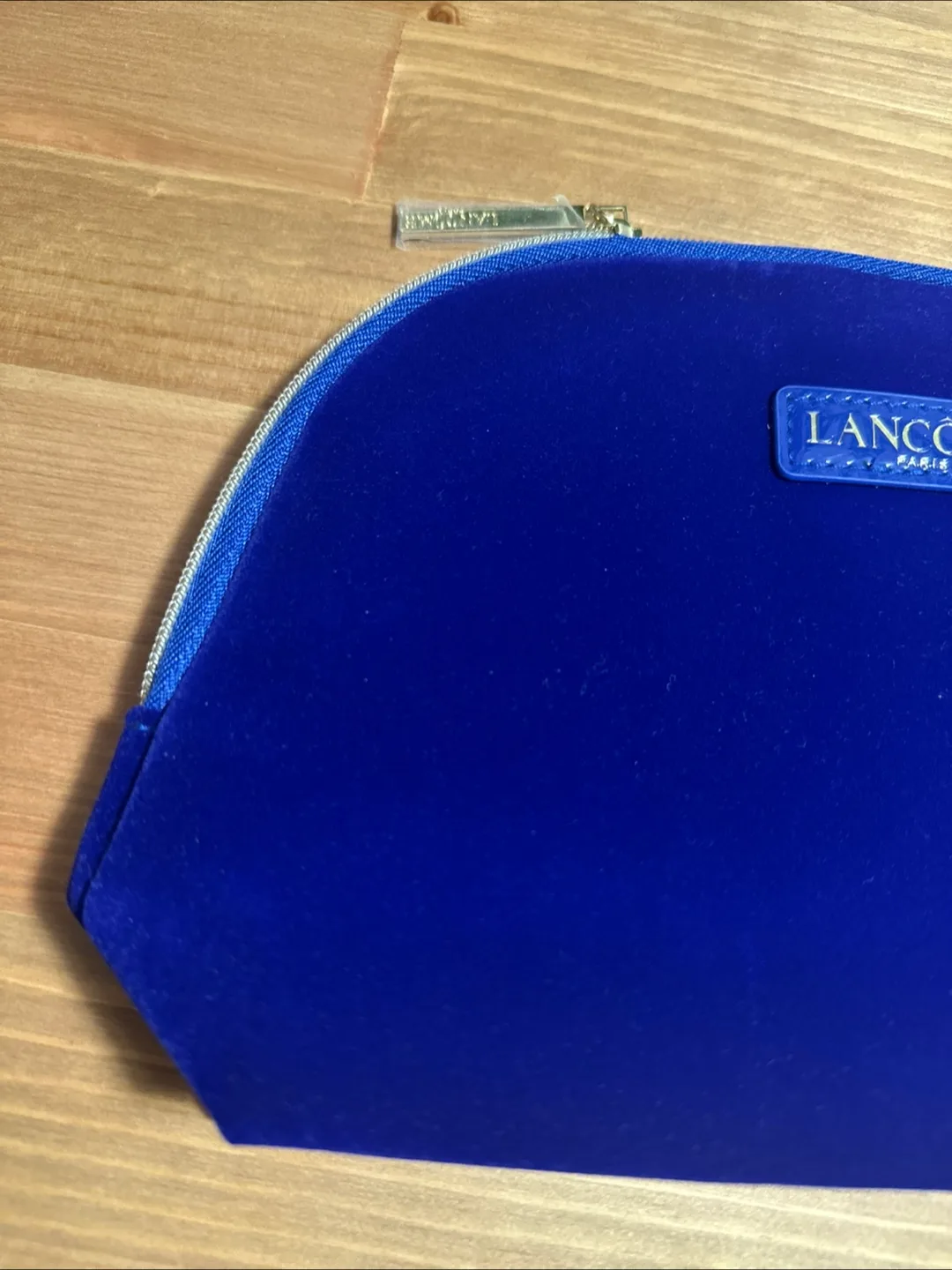 Lancôme Paris Blue Velvet Cosmetic Bag image indicator(2)