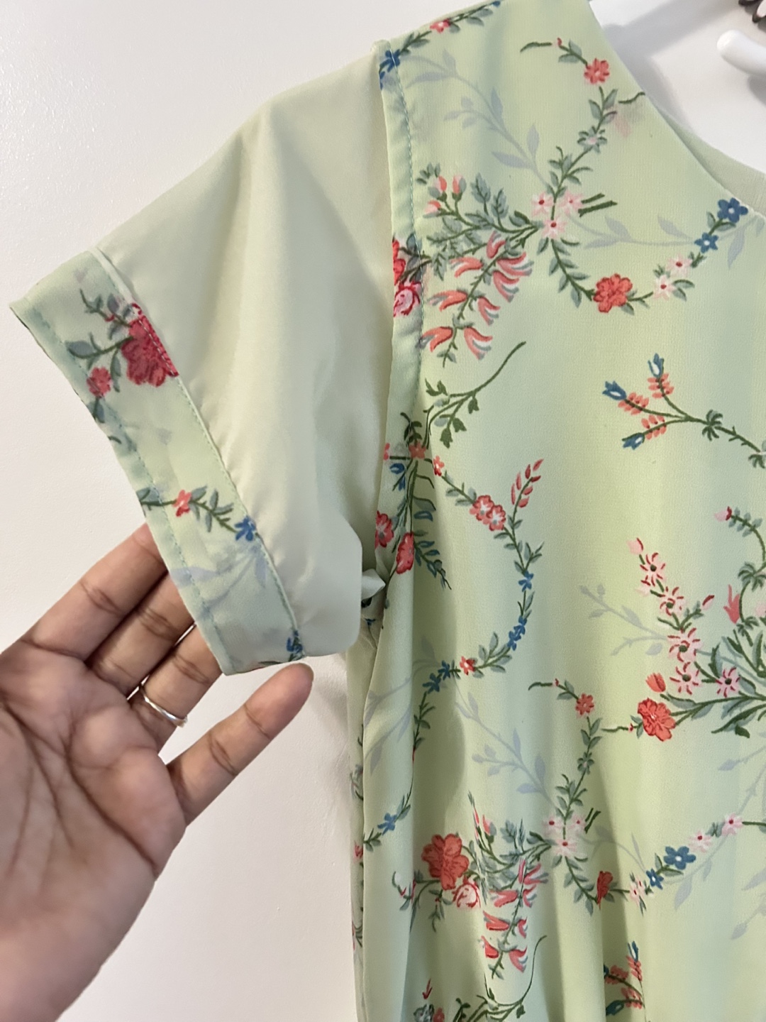 Not brand new Floral Maxi Dress - Size - photo 4