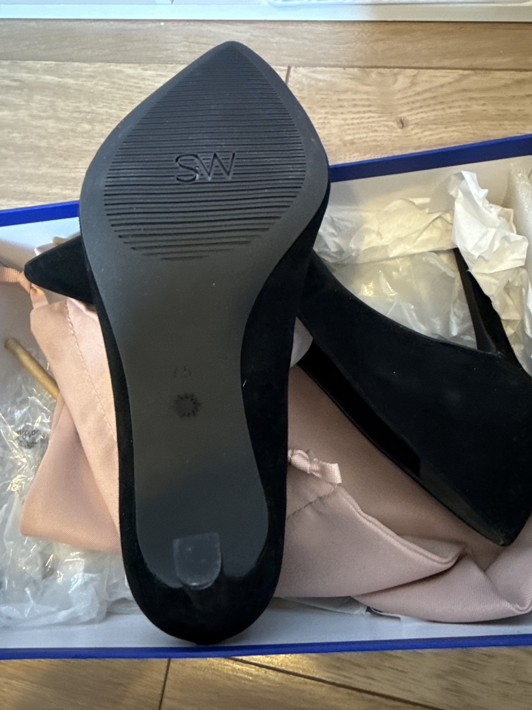 Authentic Stuart Weitzman Black Suede Heels - Size 7.5B - photo 2