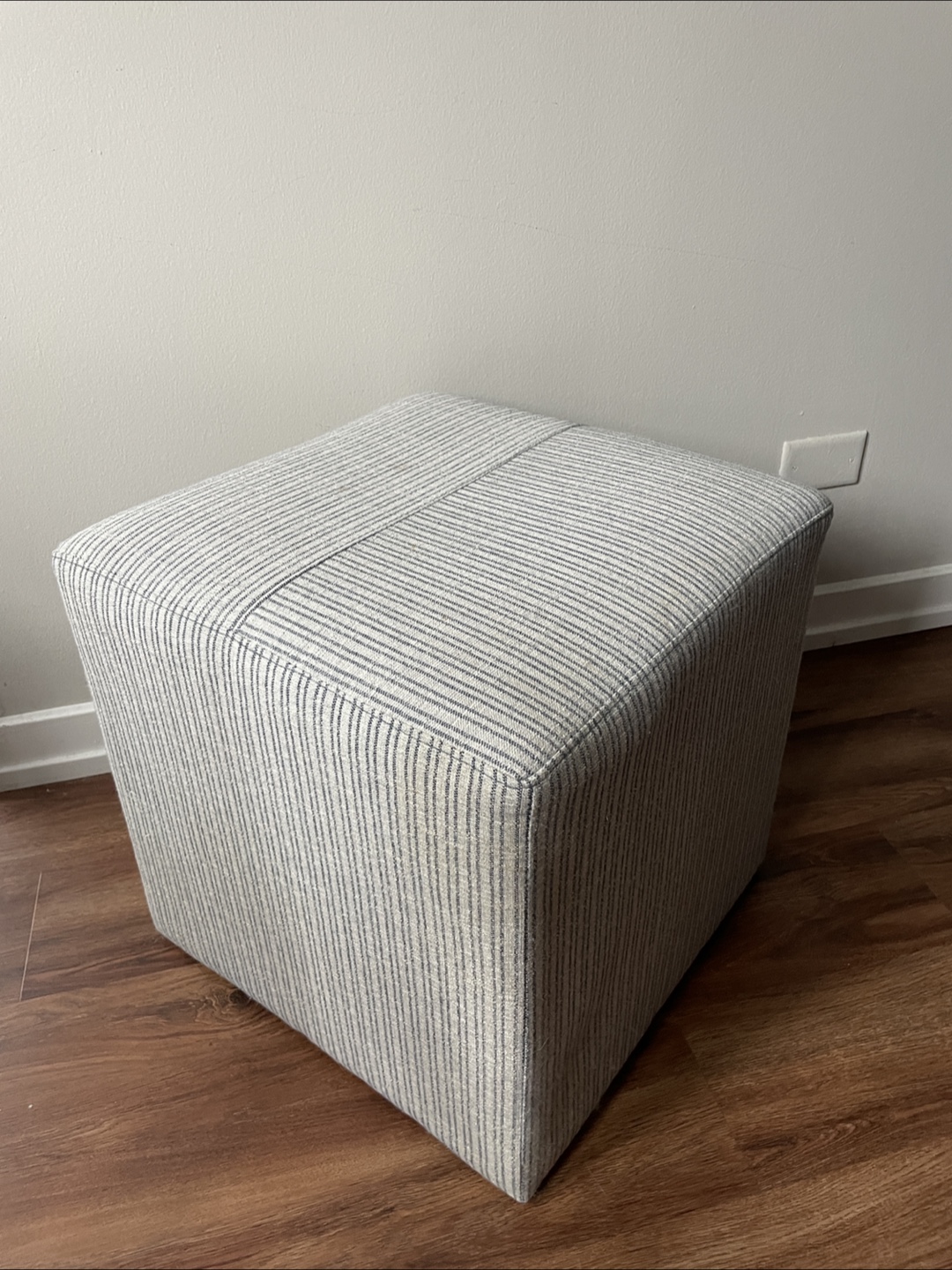 Target Square Ottoman, Striped Fabric, Modern - photo 2