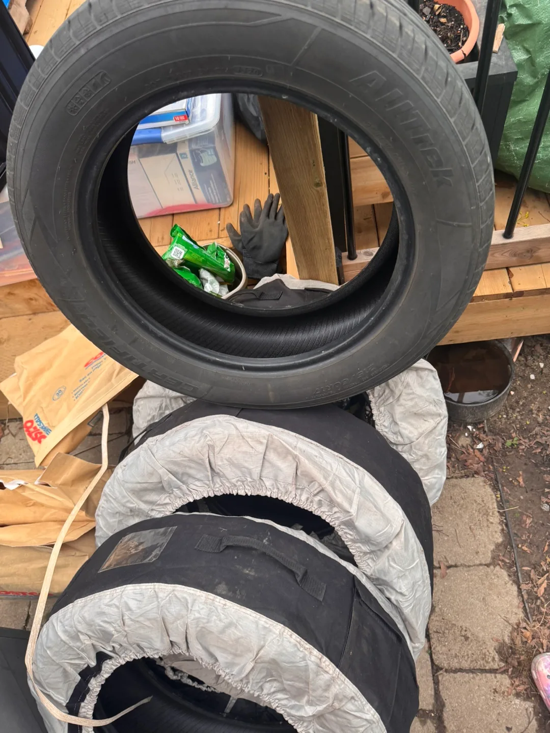 Used 215/60R17 All-Season Tires image indicator(3)