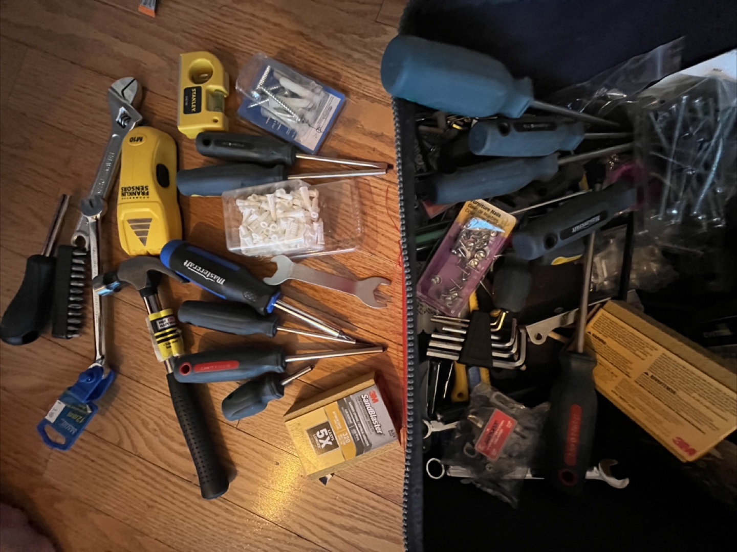 Assorted tools - photo 2