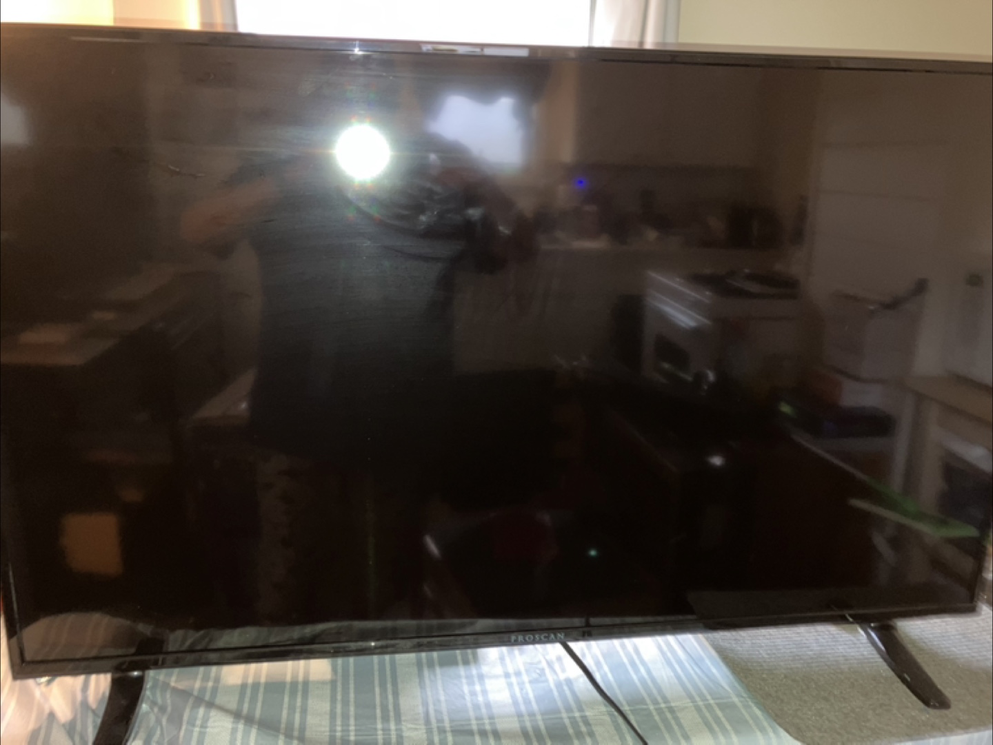 49" Proscan PLDED4935A-UHD LED 4K Ultra HD Smart TV - photo 3