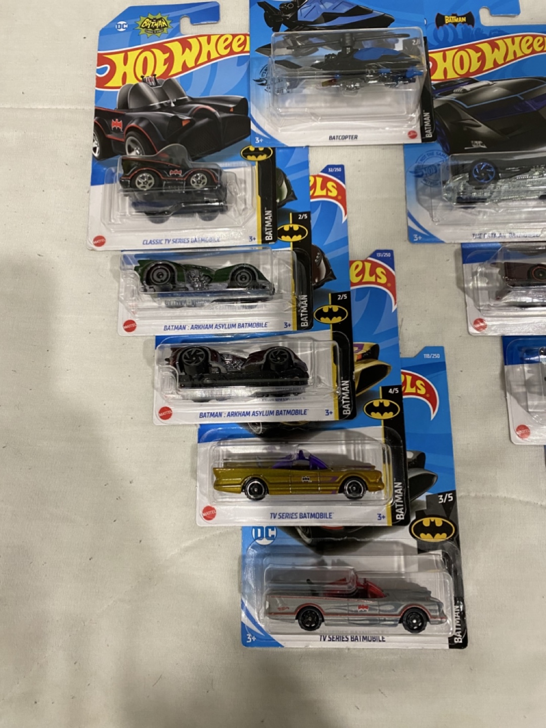 Hot Wheels Batman Batmobile Collection - 10 Cars - photo 2