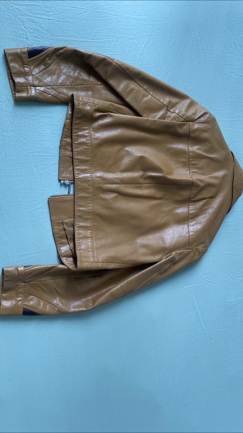 Vintage Leather Jacket - Size 38 - photo 2