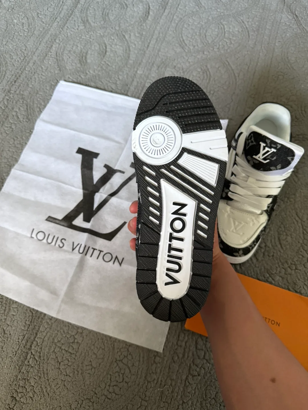 Louis Vuitton LV Trainer Sneakers image indicator(5)