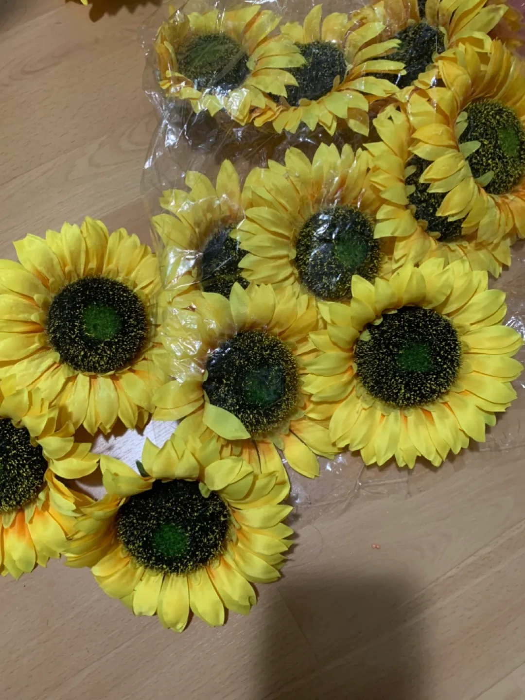 Bulk Artificial Sunflowers image indicator(2)