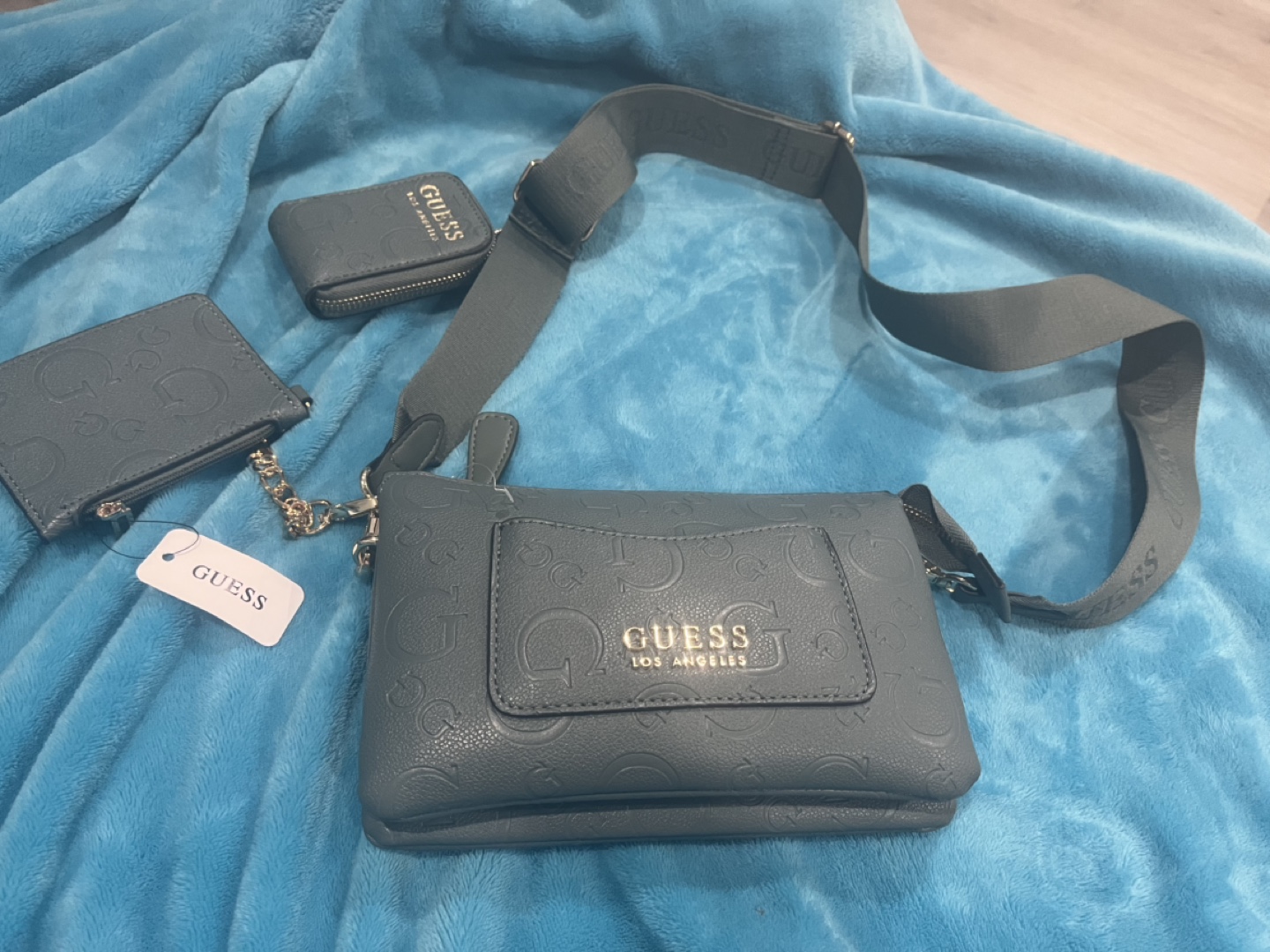 GUESS handbag and wallet set