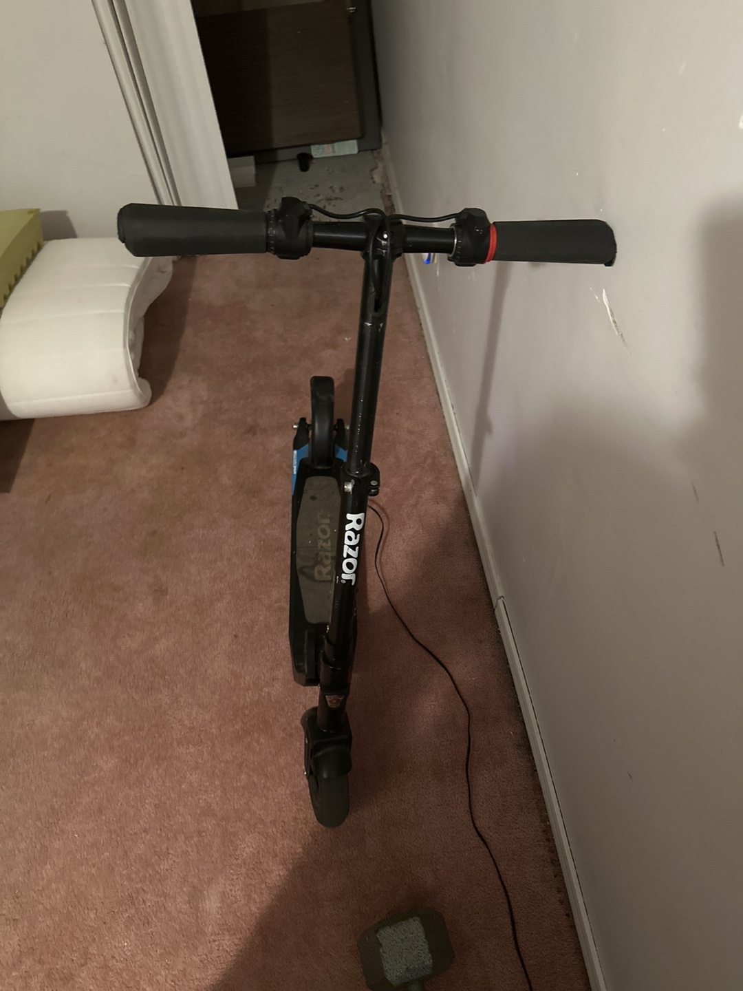 Razor E Prime Air Electric Scooter - photo 3