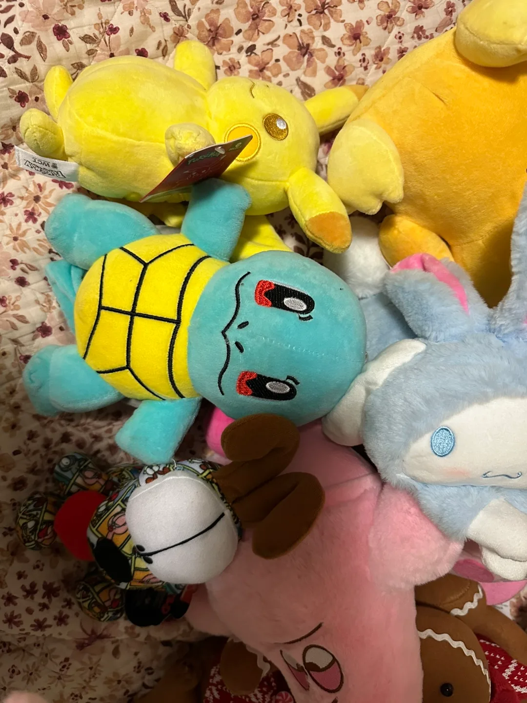 Lot of Plush Toys - Sanrio, Pokémon, Gingerbread image indicator(6)