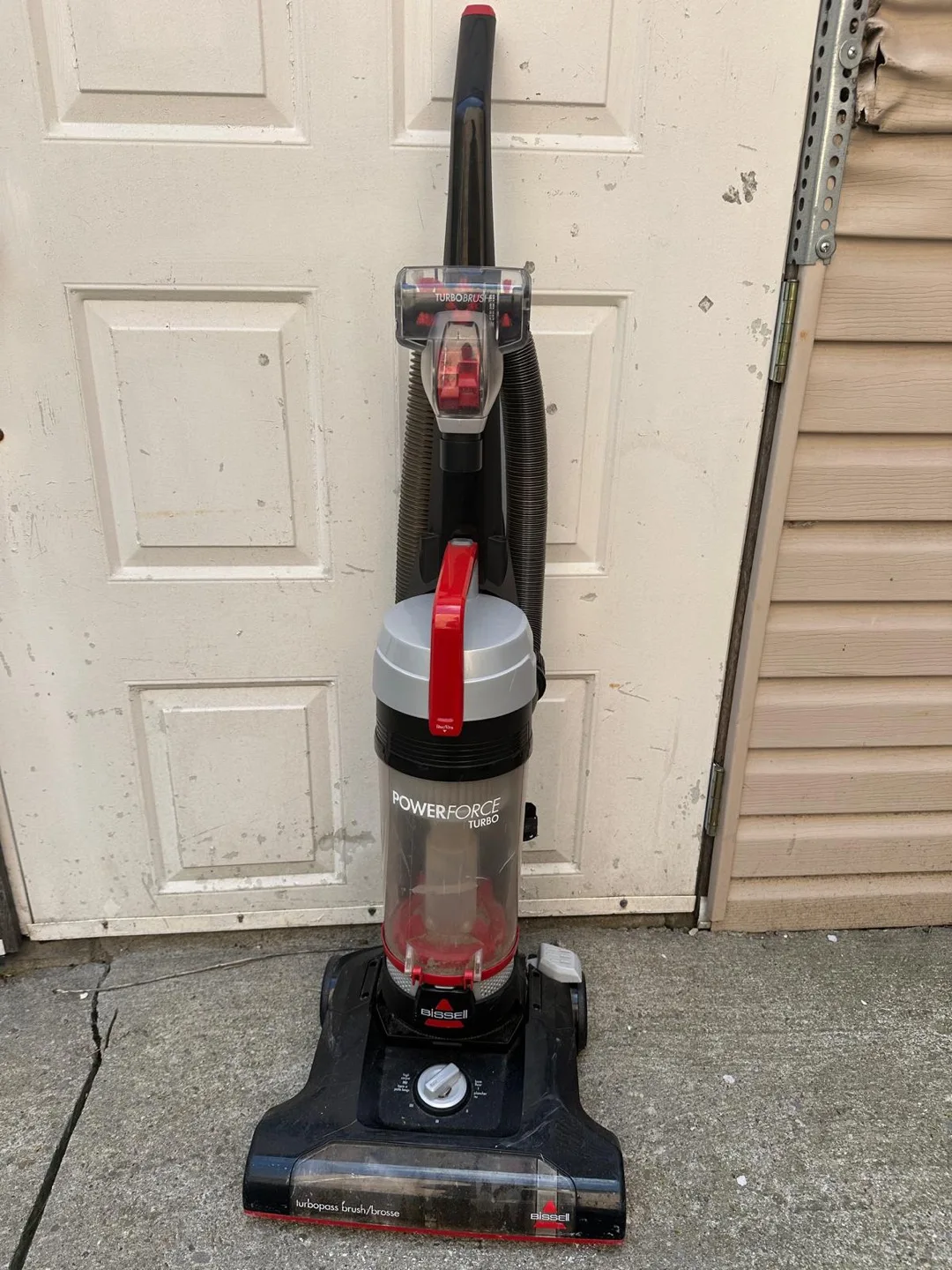Bissell PowerForce Turbo Vacuum Cleaner thumbnail