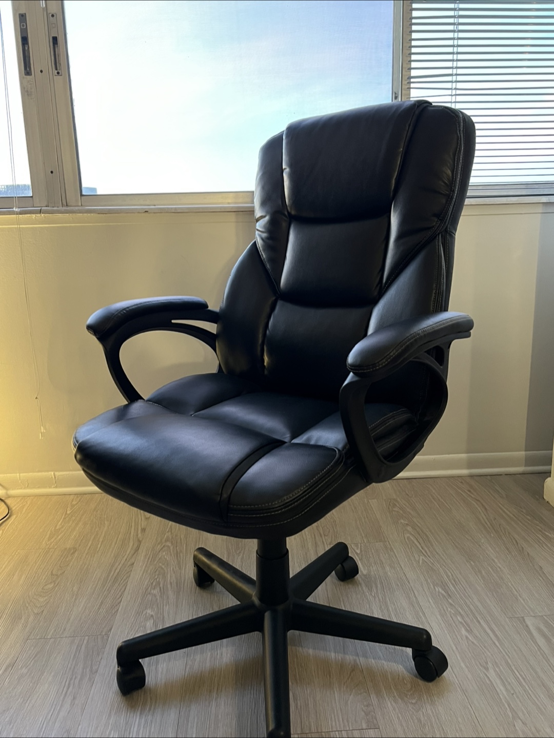 Black Leather Office Chair (Moving Out) - photo 2