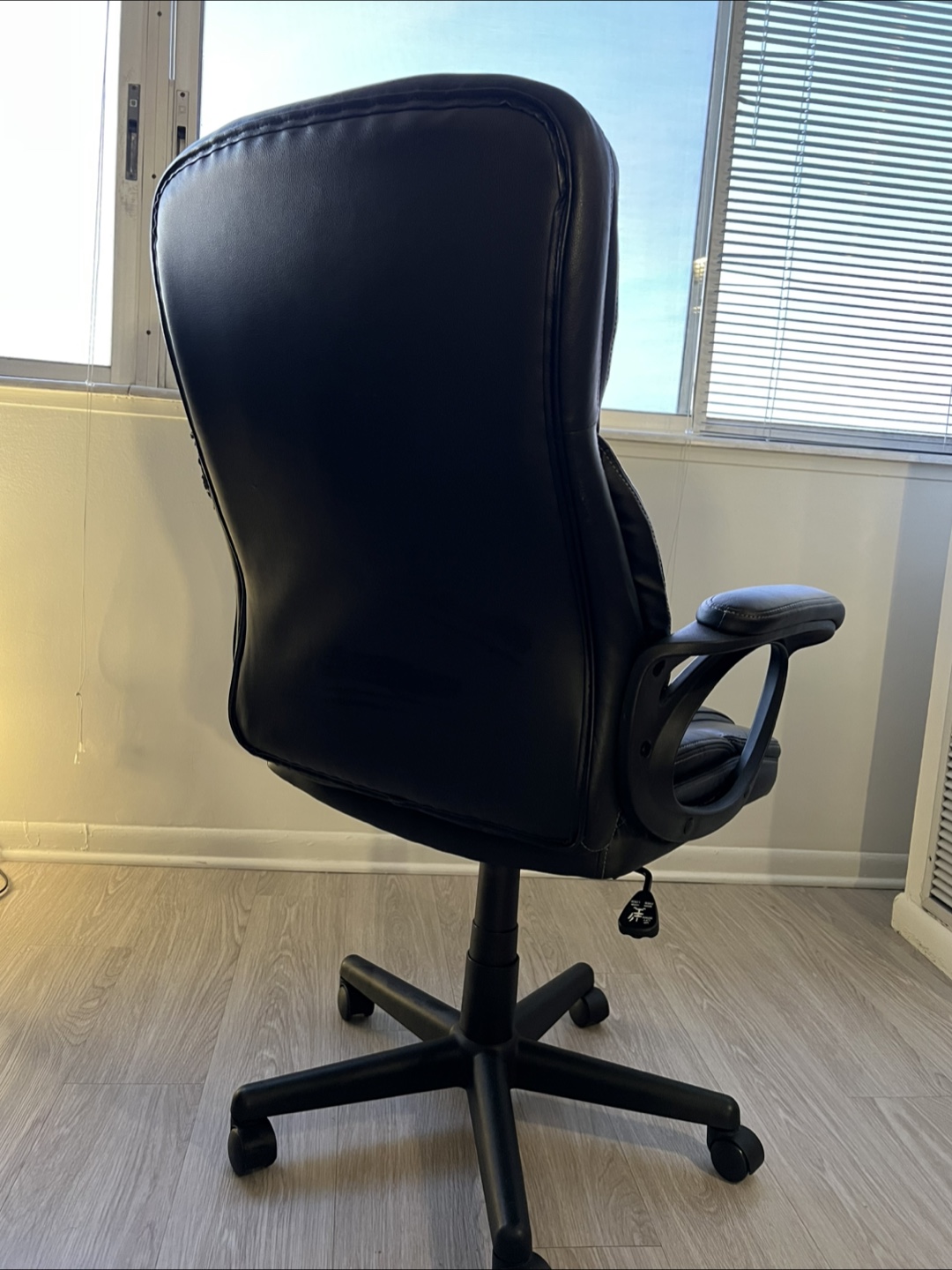 Black Leather Office Chair (Moving Out) - photo 3