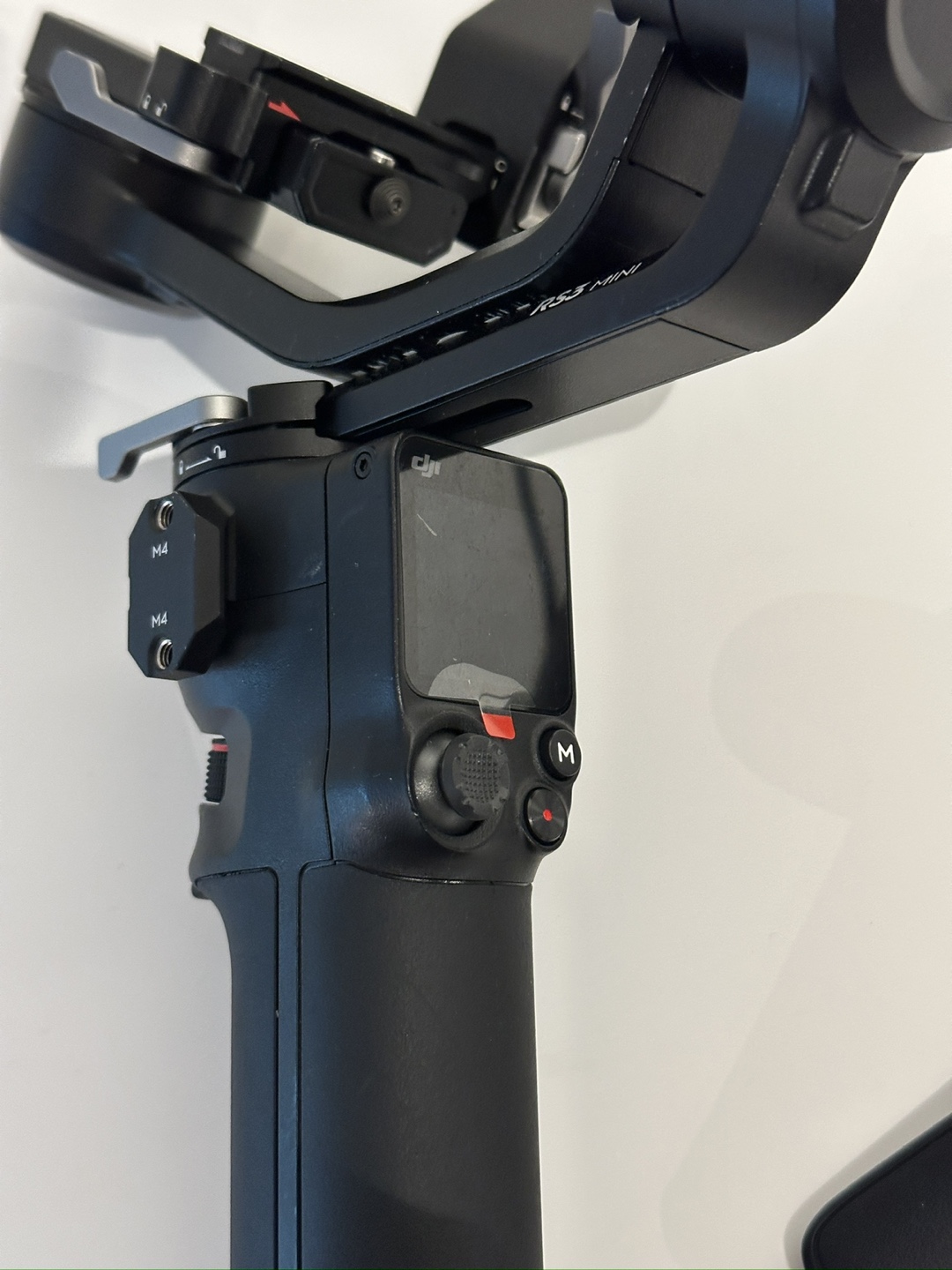 DJI RS 3 Mini Gimbal Stabilizer - photo 2