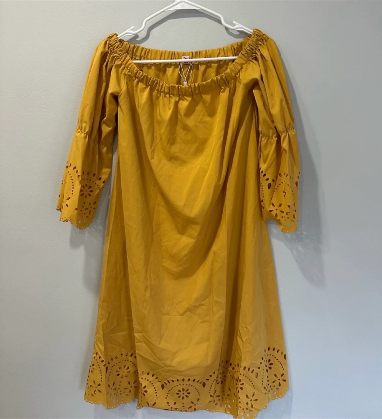 Jey Kay Off-Shoulder Yellow Dress size M image indicator(2)