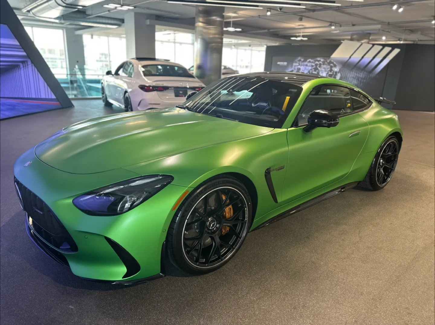 2025 Mercedes-AMG GT 63 S - Matte Green thumbnail