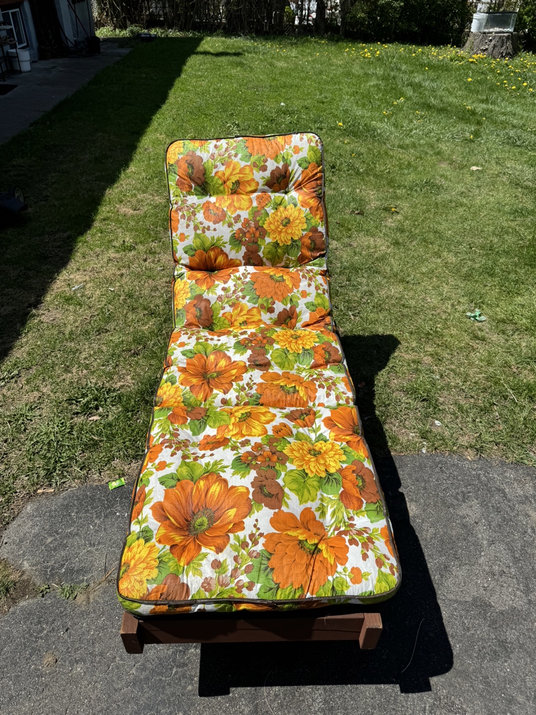 Vintage Wooden Chaise Lounge with Floral Cushions