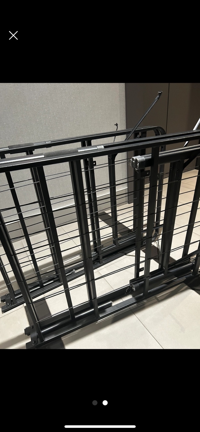 ***READ***Metal Bed Frame - Queen Size - photo 2