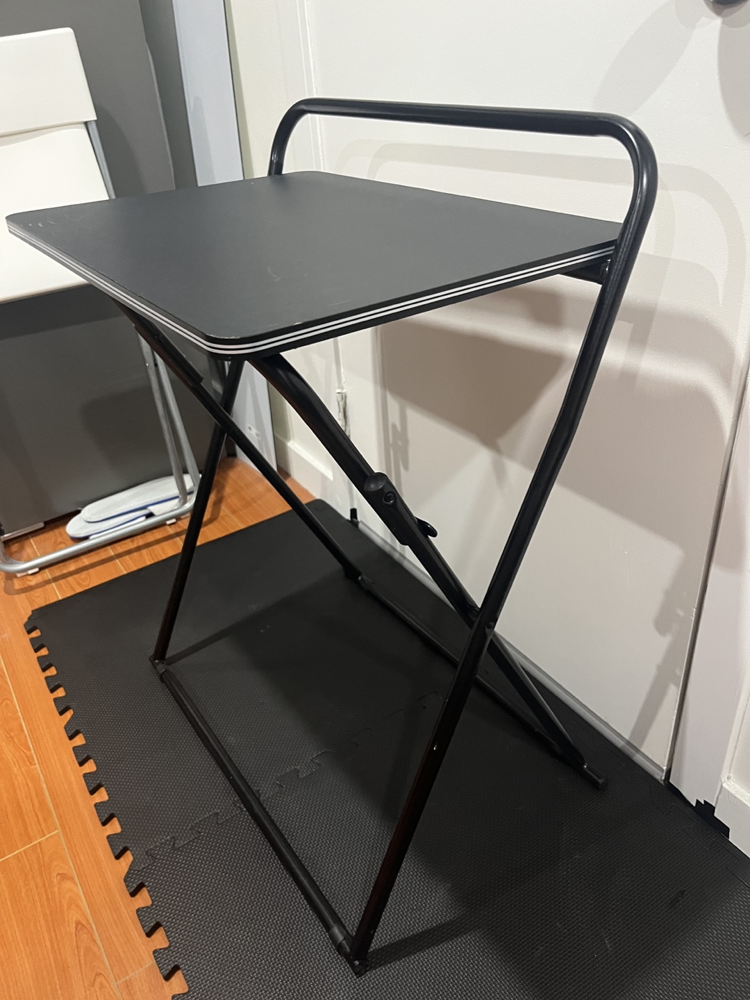 JYSK Foldable Laptop Desk - photo 3