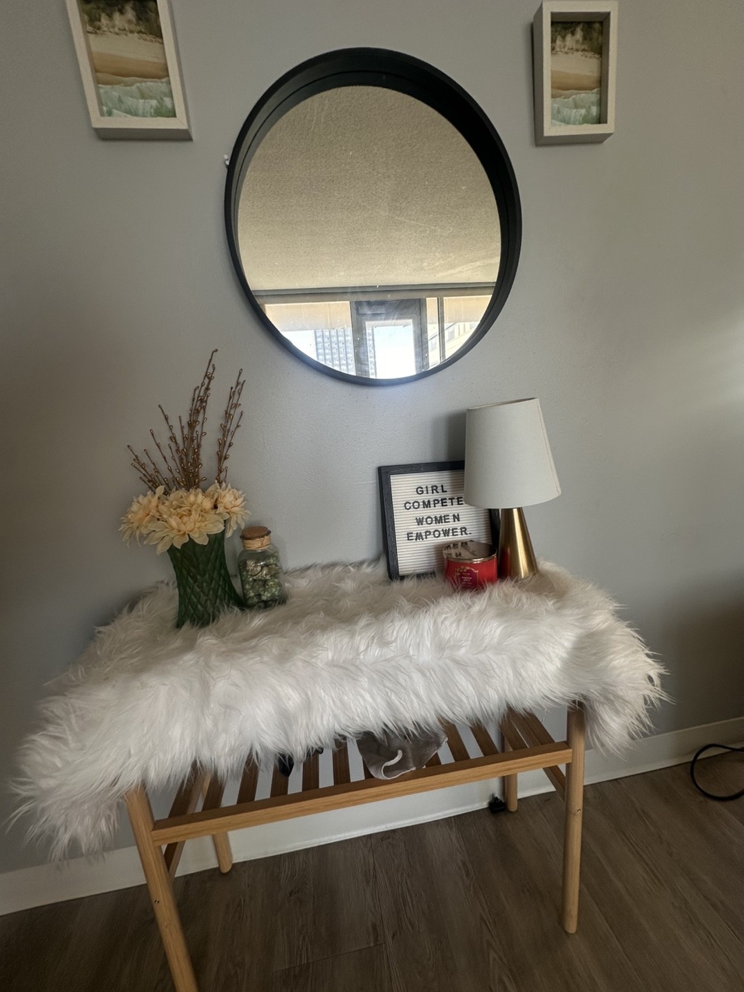 Round Wall Mirror with Black Frame - photo 3