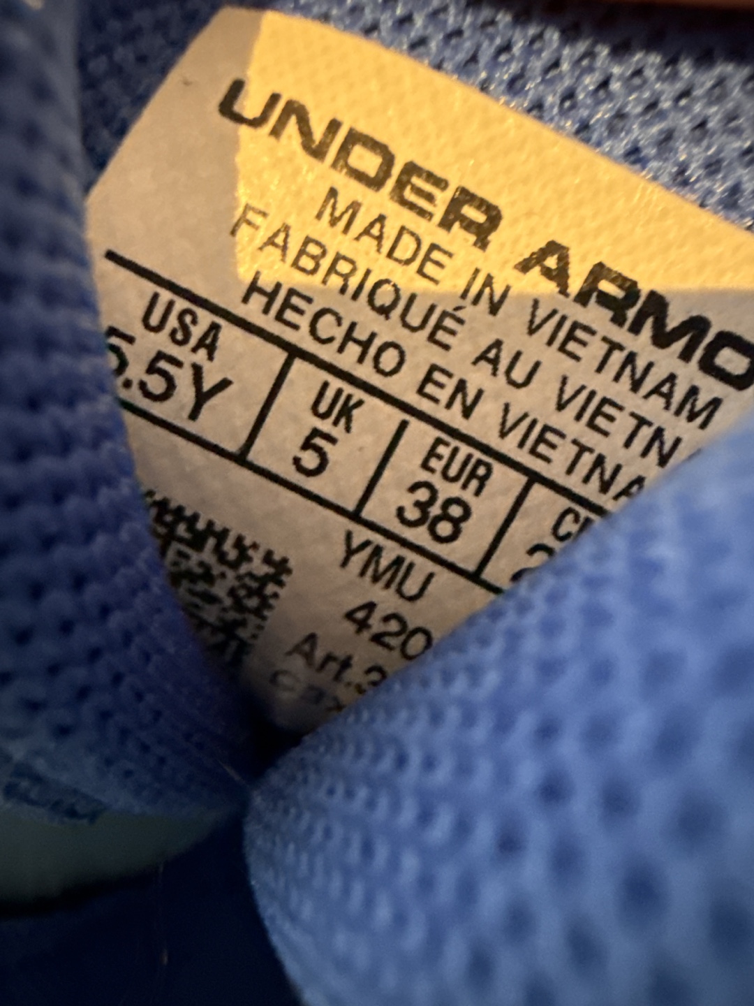 Under Armour Boy‘s Running Shoes - Size 5.5Y - photo 5
