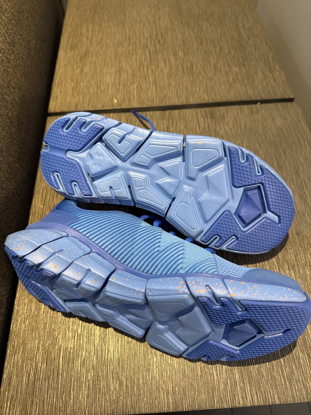 Under Armour Boy‘s Running Shoes - Size 5.5Y - photo 4