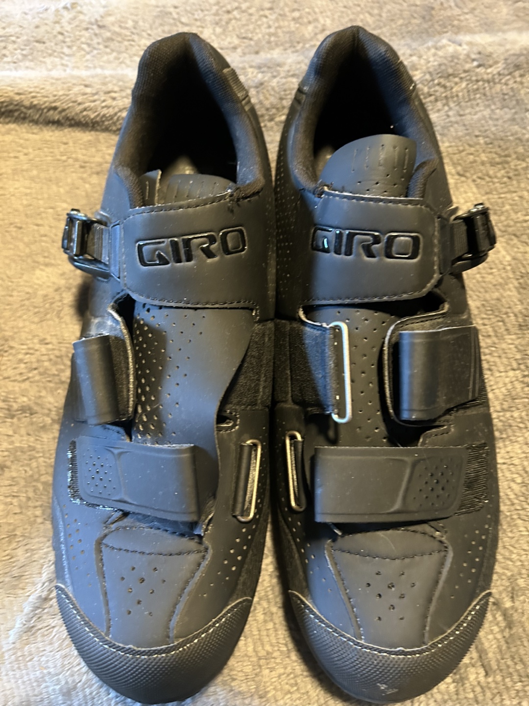 Shimano and Giro Cycling Shoes - Size 10.5 - photo 4