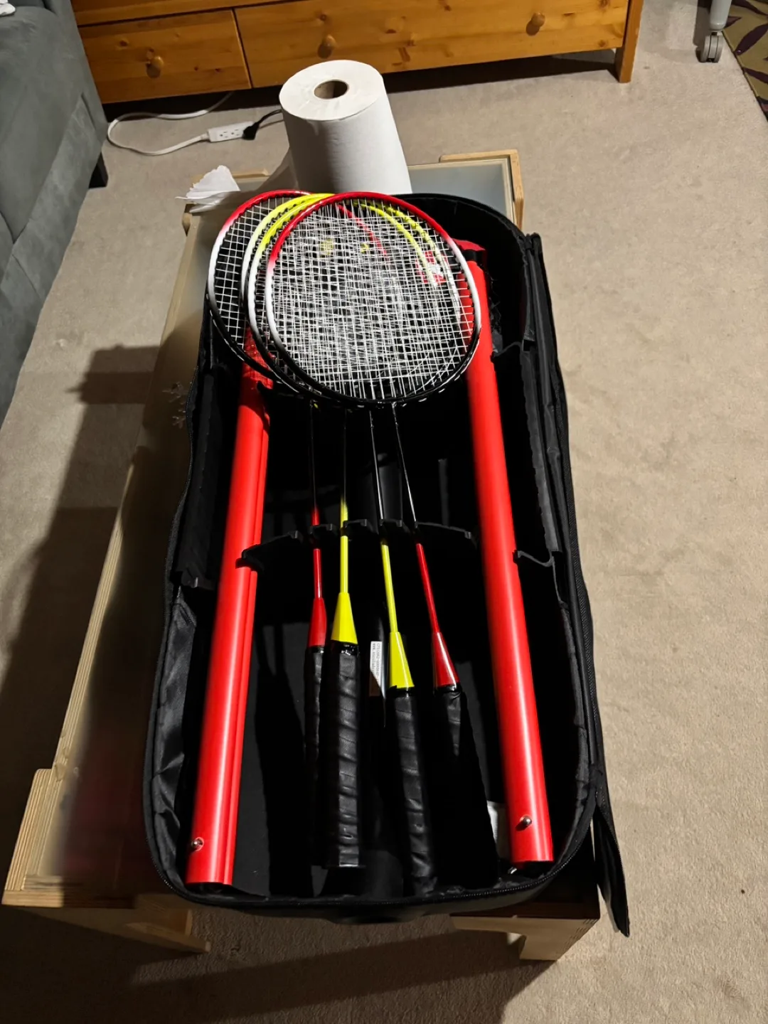 ZUME Badminton Set - Portable and Complete image indicator(4)