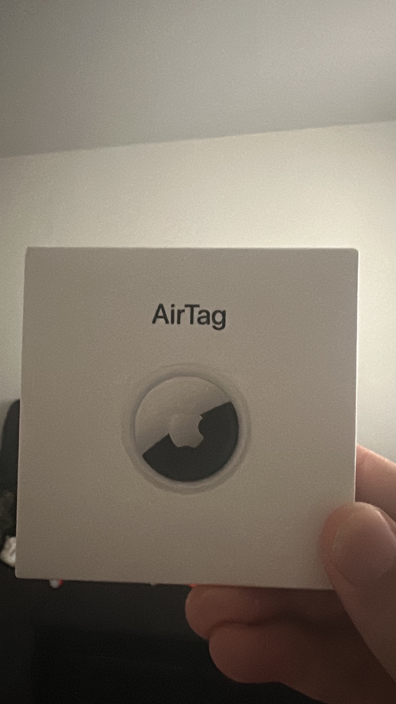 Apple AirTag