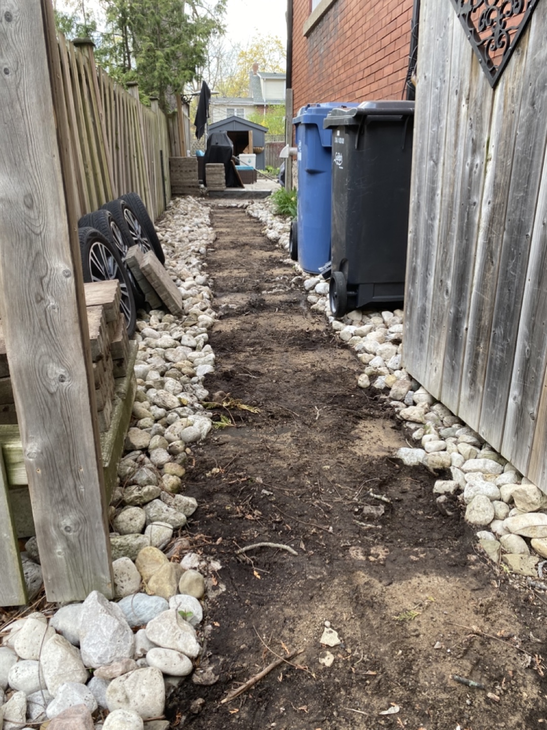 Large Quantity of River Rock Stones - photo 2