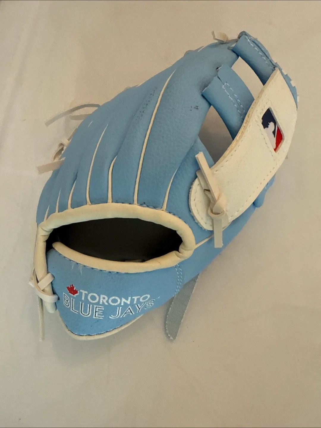 Youth Toronto Blue Jays Franklin Baseball Glove thumbnail