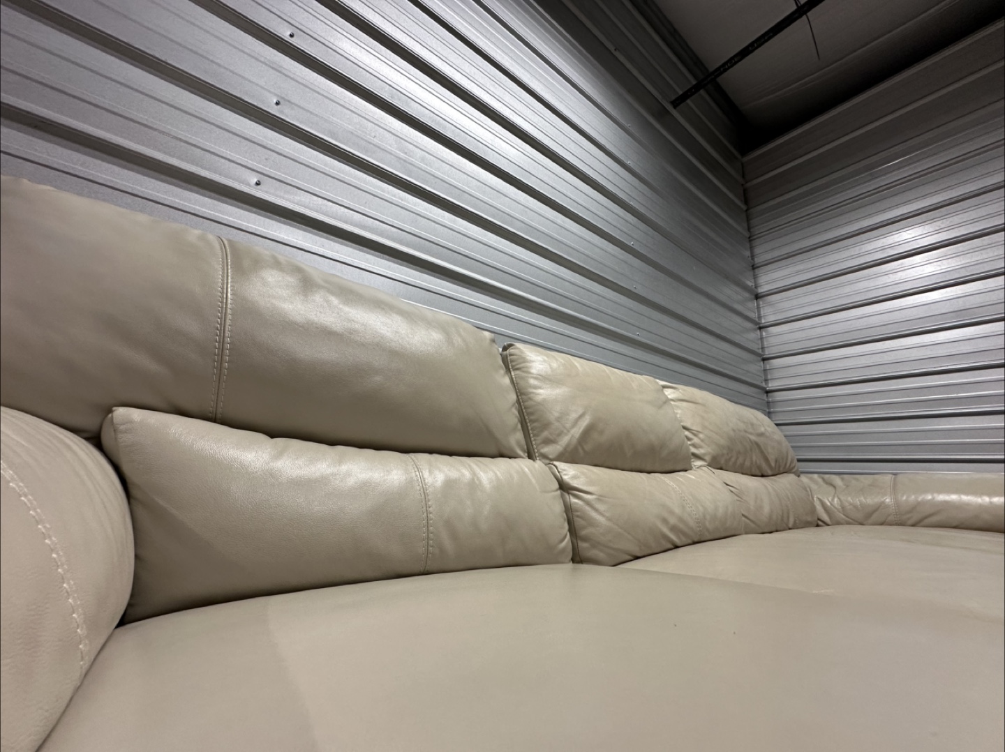 Genuine Leather Sectional (FREE DELIVERY) - photo 5